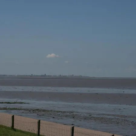 Chalet Cozy With Dishwasher, Near The Wadden Sea Hippolytushoef